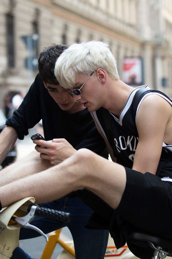 photos/52f9d1be0780307b7db1aec60476e2e4--street-fashion-hair-style.jpg