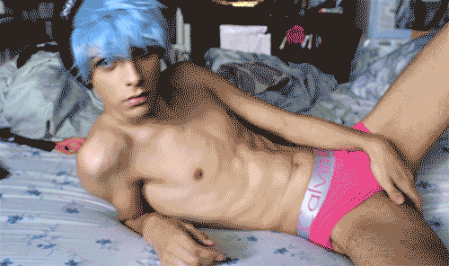 photos/8263d270-e0e7-447f-b16b-dd58e1957608.gif
