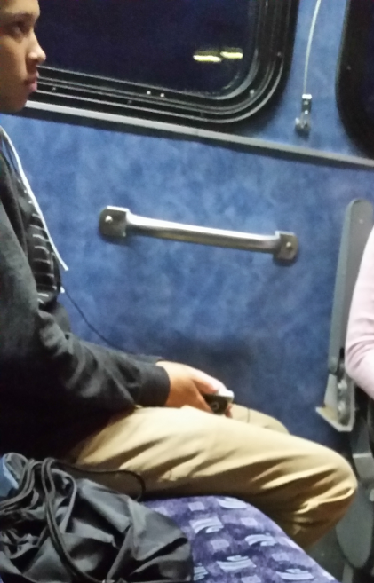 photos/boybus.png