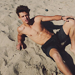 photos/camerondallas3.jpg